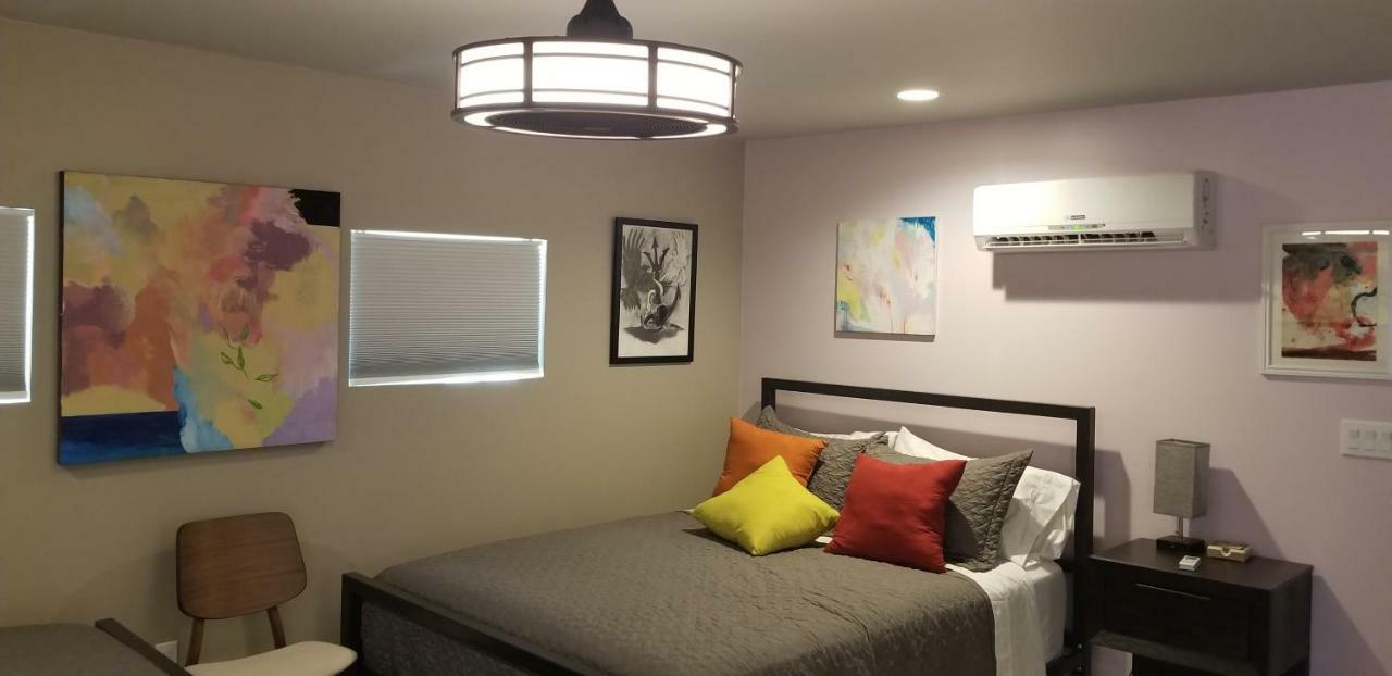 Best Little Guesthouse In Melrose! New Listing! Phoenix Eksteriør bilde